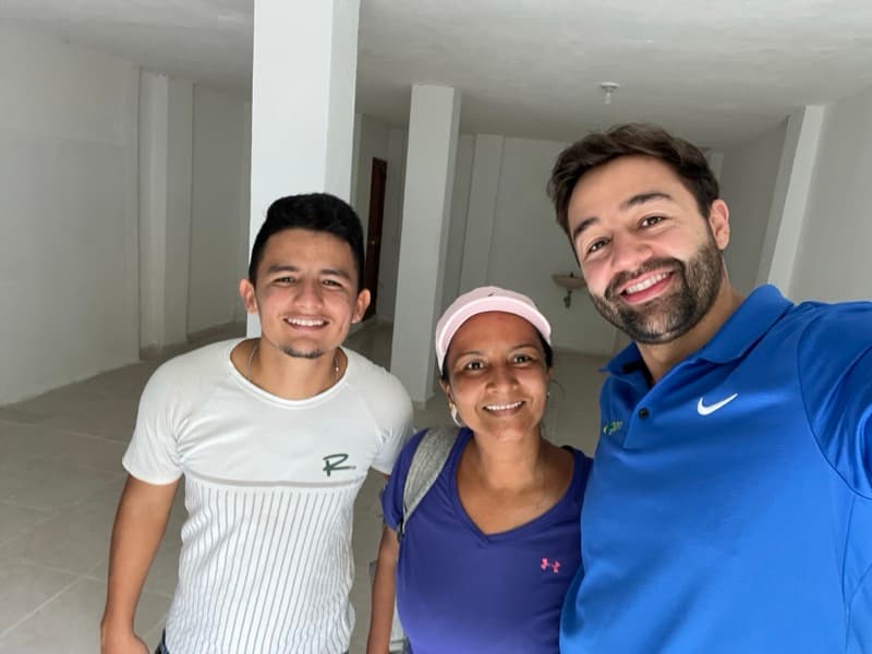 A note from Alejandro & Mariela